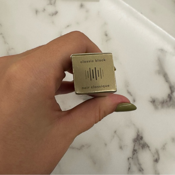 Code 8 set of 4: highlighter, eye shadow, mascara lip balm - Picture 3 of 13